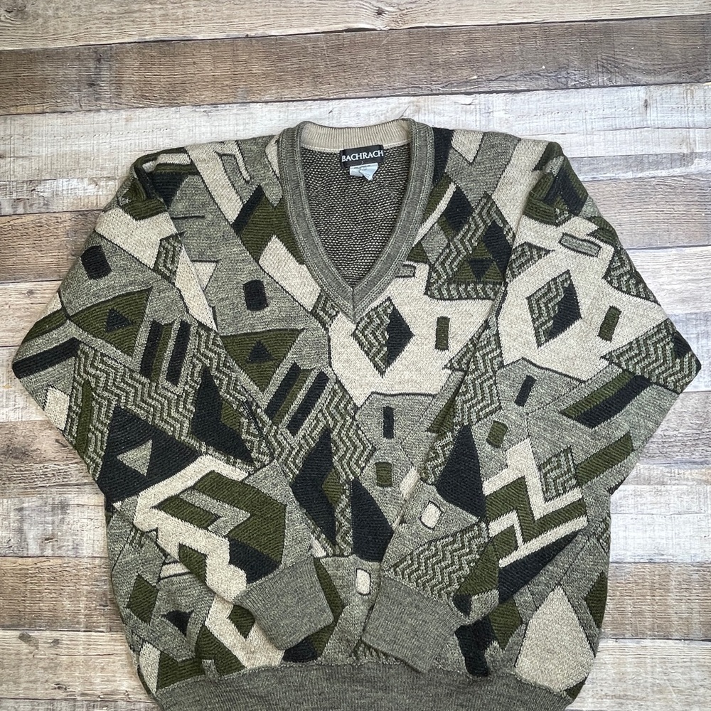 Men's Geometric Pattern Sweater - Green - image 1
